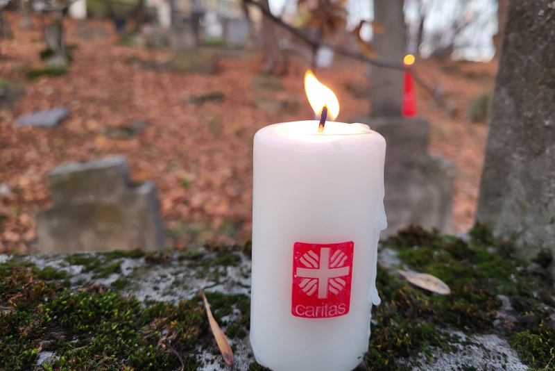 Maldoje prisimename Caritas bendradarbius ir savanorius