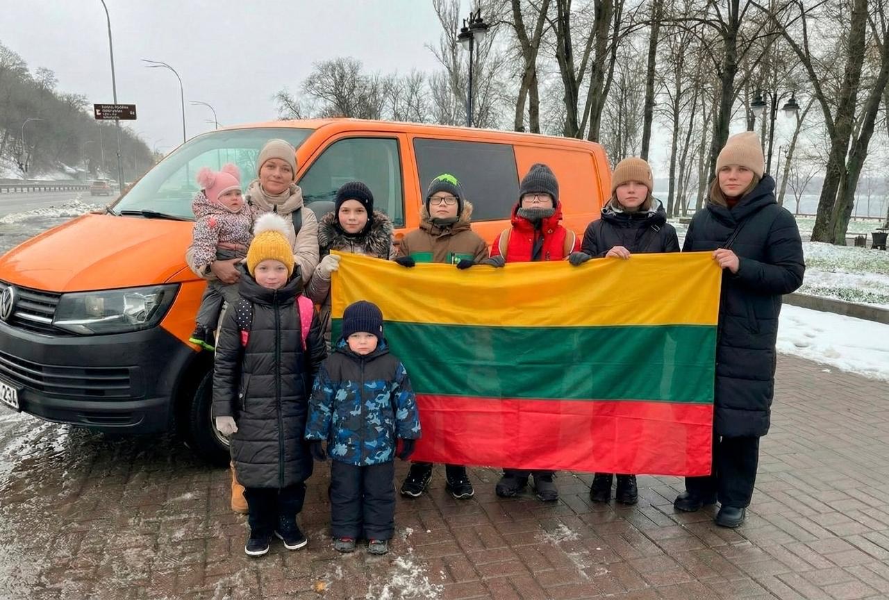 Kartu padedame Ukrainos vaikams: bendrystė, kuri gelbsti